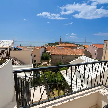 The Jazz Apartment, Old Town Located,free Parking Apartman *