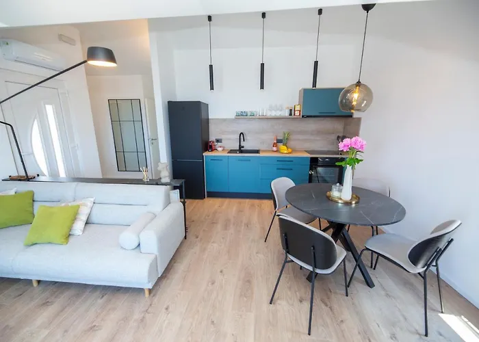 The Jazz Apartment, Old Town Located,free Parking Апартаменти *