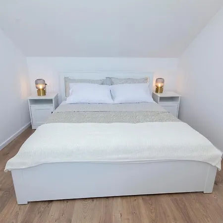 Appartement The Jazz Apartment, Old Town Located,free Parking