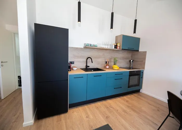 The Jazz Apartment, Old Town Located,free Parking Appartement Makarska