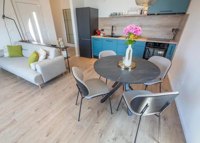 The Jazz Apartment, Old Town Located,free Parking Makarska