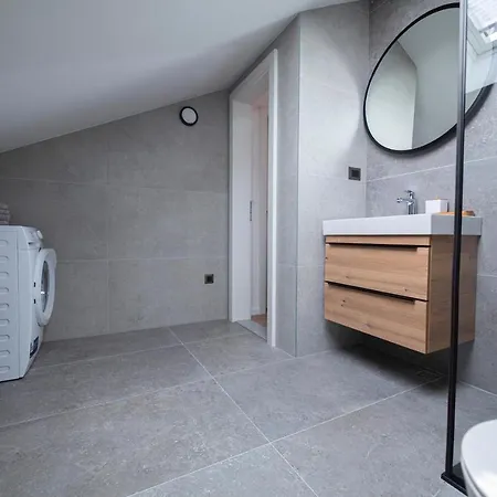 The Jazz Apartment, Old Town Located,free Parking * Makarska